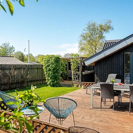 Ferienhaus Aida - 550m From The Sea By Interhome *